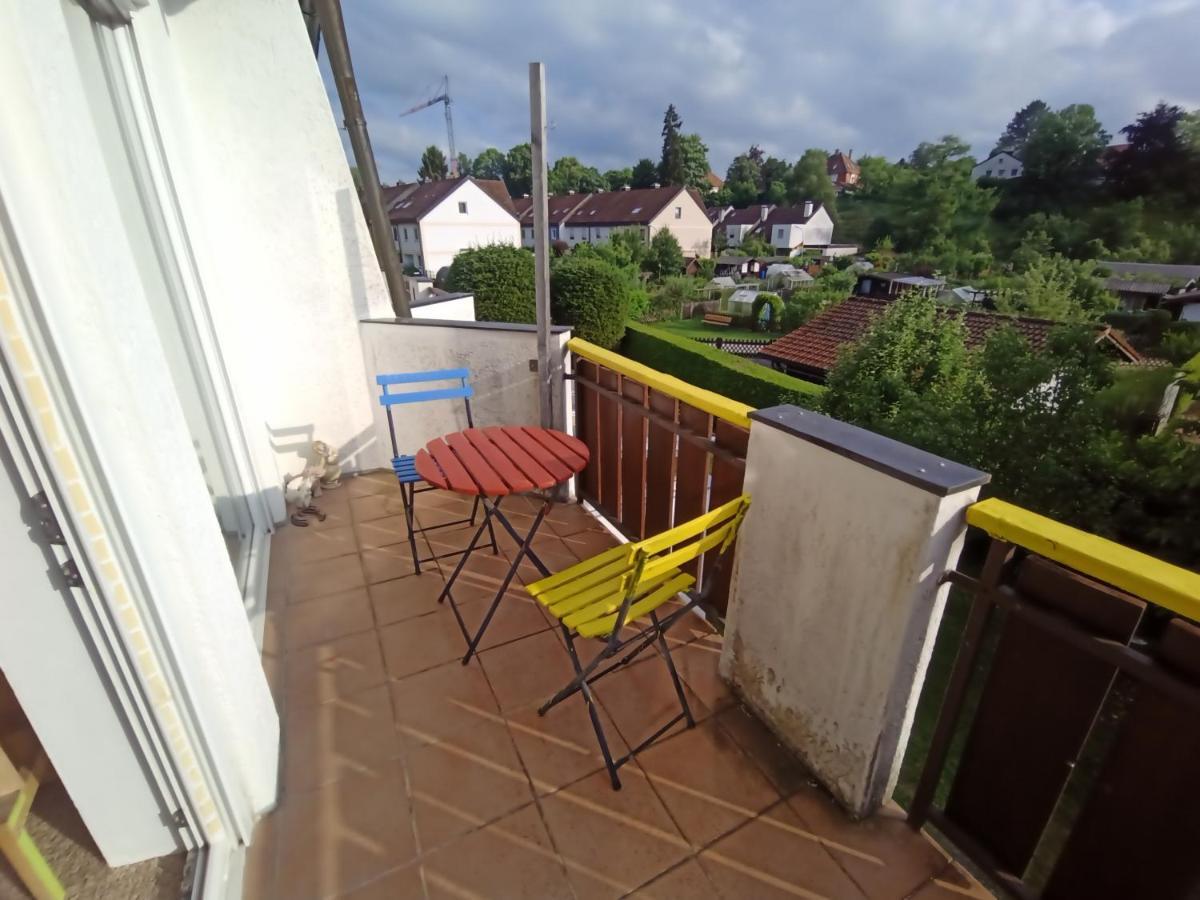 Grosses Zimmer Bad Kueche Wohnzimmer Terasse Garten Zentral Ruhig Landsberg am Lech Ngoại thất bức ảnh